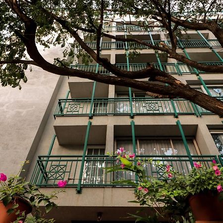 Bougainvilla Apartment Сурат Екстериор снимка
